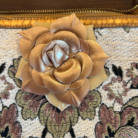 Women’s Sharif New York Crossbody Bag Handbag Floral Embroidery purse - Picture 4 of 9